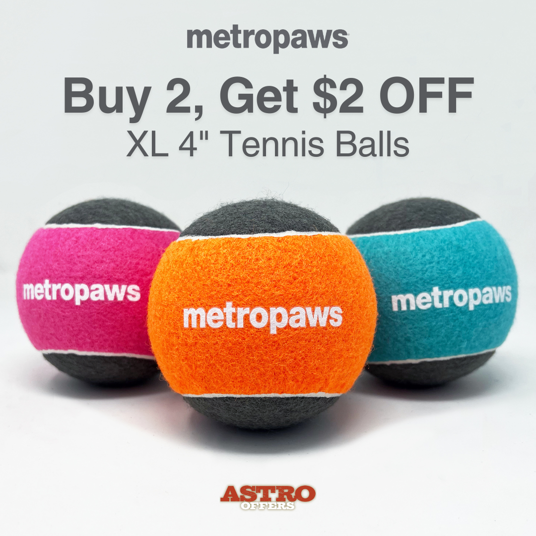 Metro Paws XL Tennis Balls make playtime more fun for big pups! At 4" in diameter, these tennis balls feature cotton yarn, natural rubber, and a squeaker for extra enjoyment.